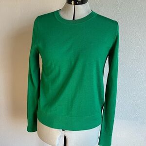 Banana Republic Women’s Green 100% Merino Wool Sweater